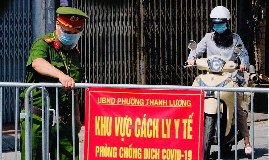 UBND phường Thanh Lương (quận Hai Bà Trưng) thiết lập khu vực cách ly y tế.