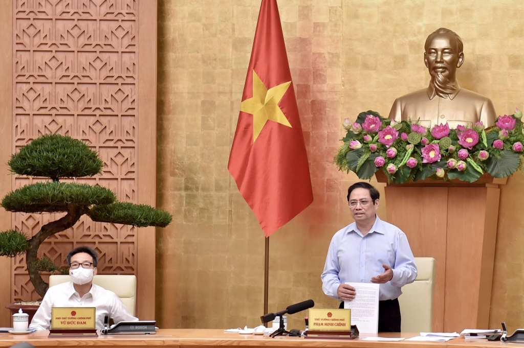 Thủ tướng Chính phủ đã chỉ đạo các đồng chí Bộ trưởng, trưởng ngành, các Bí thư, Chủ tịch các tỉnh, thành phố trực thuộc Trung ương trực tiếp chỉ đạo công tác xây dựng và hoàn thiện thể chế