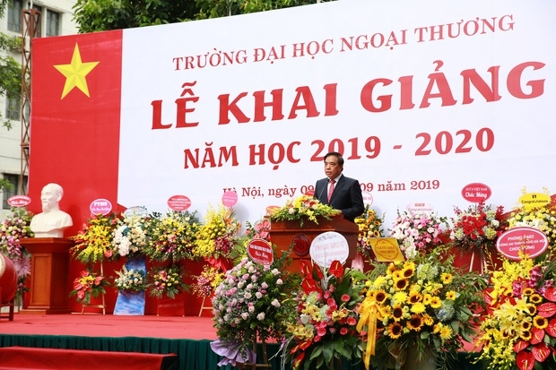 8 Thủ khoa và Á khoa toàn quốc đầu quân tại trường Đại học Ngoại thương 8 thu khoa va a khoa toan quoc dau quan tai truong dai hoc ngoai thuong