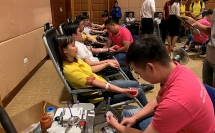 tren 7000 can bo doan vien khoi doanh nghiep trung uong hien mau tinh nguyen