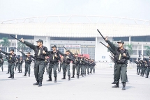 Hà Nội diễn tập thực binh xử trí tình huống gây rối an ninh, trật tự