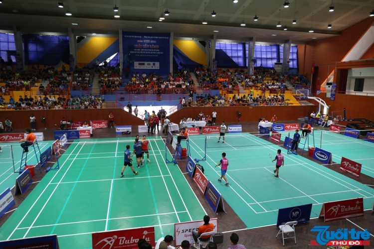 khai mac giai cau long hs sv tp ha noi 2019