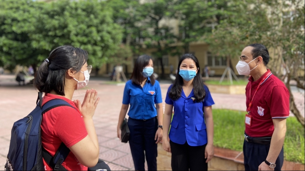 Hàng ngàn bạn trẻ Thủ đô xuất quân đội hình tình nguyện hỗ trợ chống dịch Covid-19