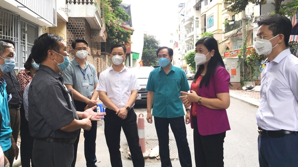 Duy trì phòng, chống dịch trong Nhân dân, bảo vệ vững chắc “vùng xanh” Tây Hồ