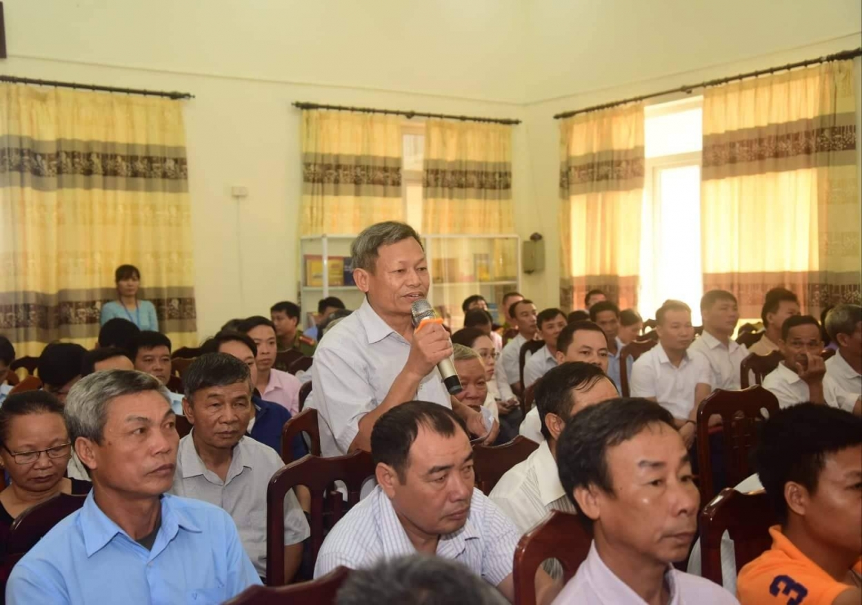 muon giai quyet van de moi truong can su ung ho va chung tay cua nguoi dan