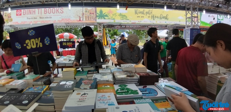 Nhiều hoạt động thú vị, bổ ích tại Hội sách Hà Nội 2019 nhieu hoat dong thu vi bo ich tai hoi sach ha noi 2019