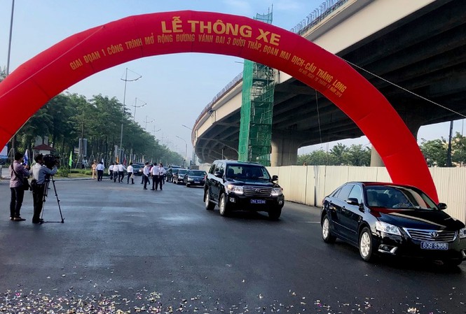 ha noi thong xe duong vanh dai 3 duoi thap doan mai dich cau thang long 33490
