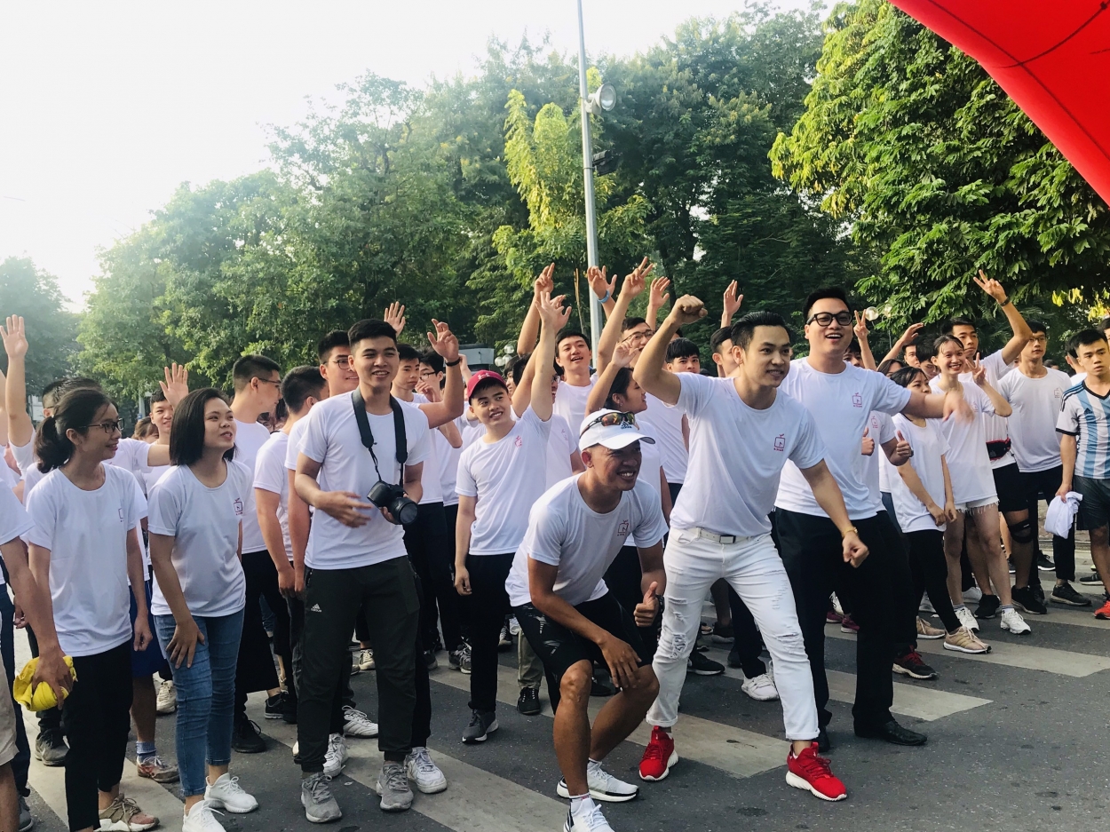 thu thach 4h30 sang ren nhung thoi quen tot cho ban tre