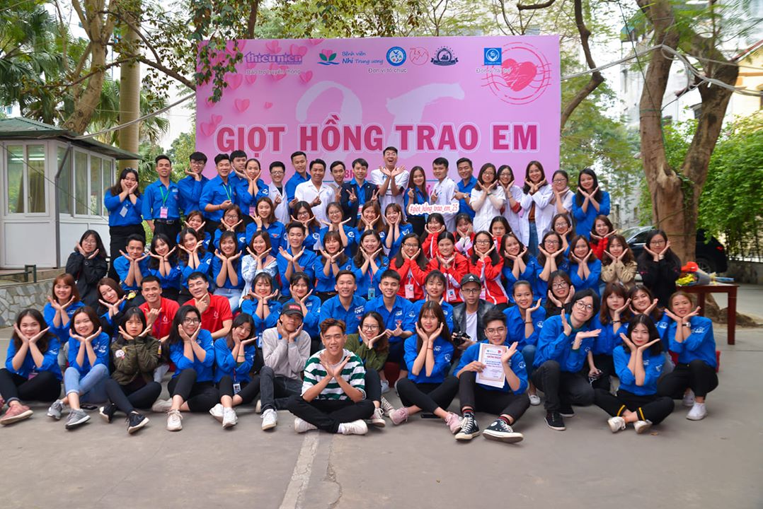 hon 500 tinh nguyen vien tham gia chuong trinh giot hong trao em 28