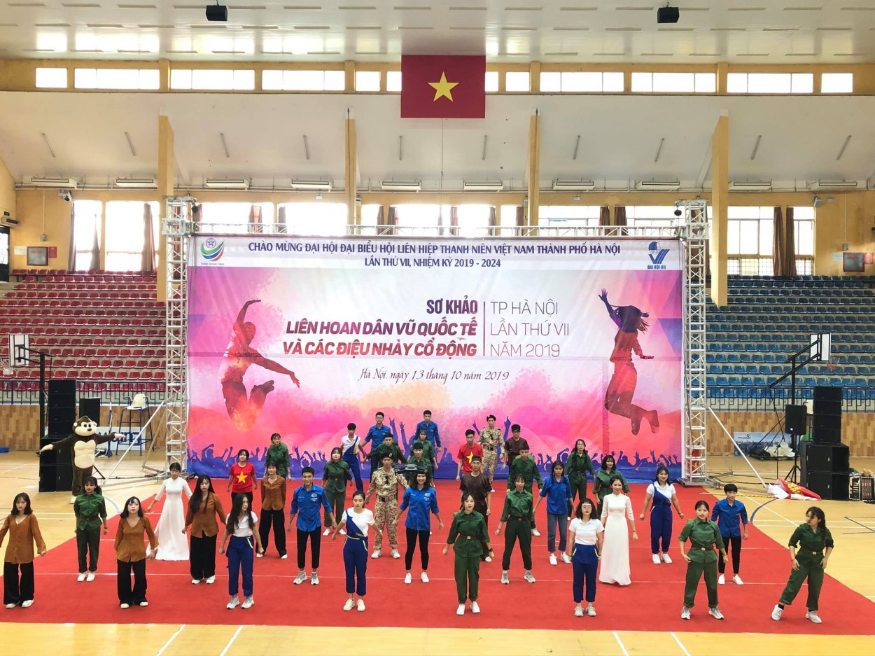 lien hoan dan vu quoc te va cac dieu nhay co dong thanh pho ha noi