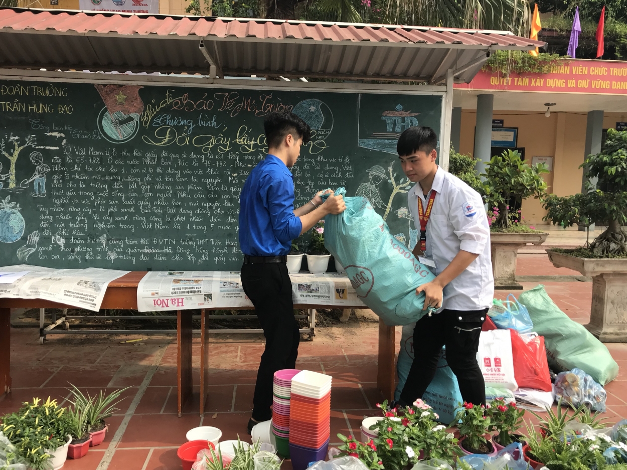 doi giay lay cay lan toa y thuc song xanh