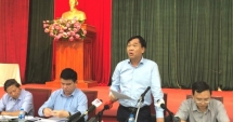 Thành phố Hà Nội khuyến cáo người dân vùng nước nhiễm dầu không sử dụng để nấu ăn