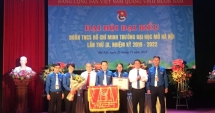 Đồng chí Lê Mạnh Hùng là Bí thư Đoàn trường Đại học Mở Hà Nội