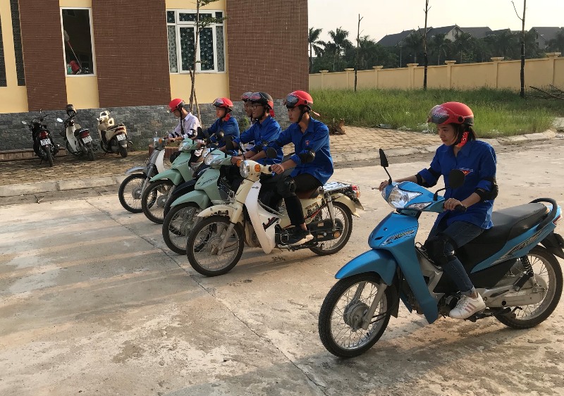 thanh nien huyen quoc oai thuc hanh ky nang lai xe an toan