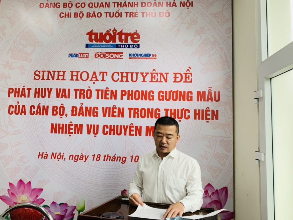 Tính tiên phong gương mẫu của cán bộ, đảng viên là điều kiện tiên quyết để xây dựng tập thể đoàn kết