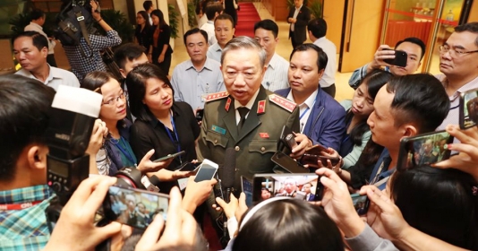 bo truong to lam chia se thong tin moi vu 39 nguoi tu vong trong container