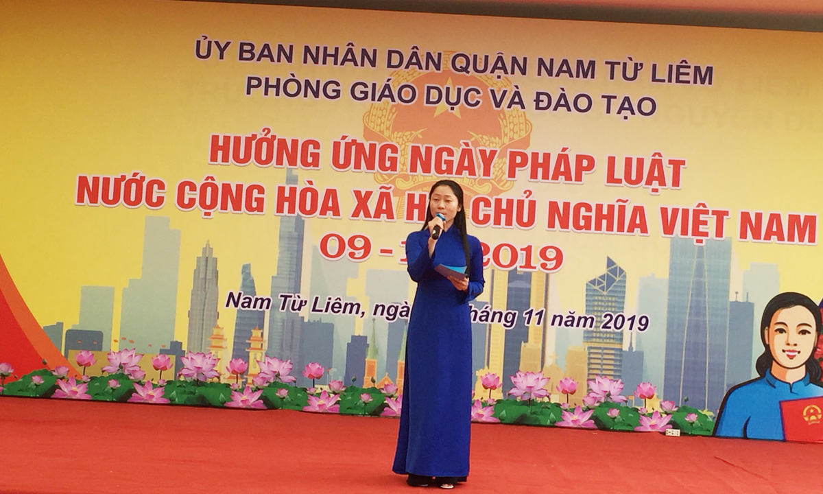 hoc sinh thcs nguyen du hao hung huong ung ngay phap luat 2019