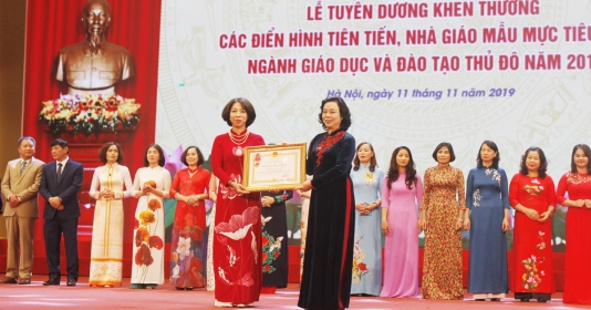 Tuyên dương các điển hình tiên tiến, nhà giáo mẫu mực tiêu biểu Thủ đô