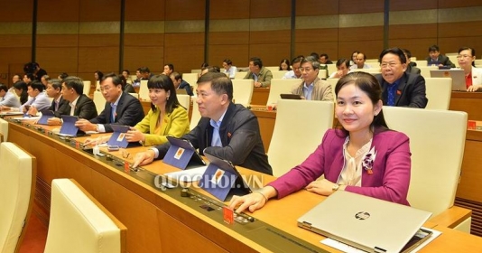 Quốc hội chốt tuổi nghỉ hưu tăng theo lộ trình 60 với nữ, 62 với nam