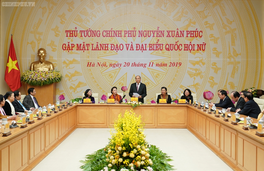 Việc phát huy vai trò phụ nữ có ý nghĩa quyết định với nhiều mục tiêu phát triển của đất nước viec phat huy vai tro phu nu co y nghia quyet dinh voi nhieu muc tieu phat trien cua dat nuoc