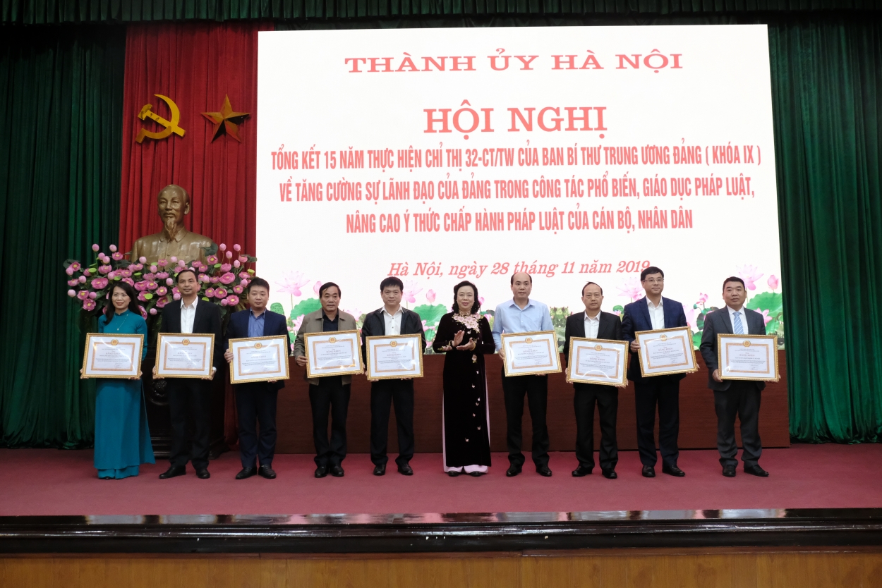 cong tac pho bien giao duc phap luat phuc vu kip thoi cac nhiem vu chinh tri cua thanh pho