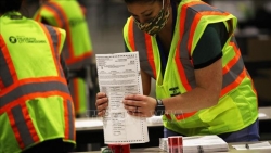 Ê kíp vận động tranh cử của Tổng thống Donald Trump kiện bang Pennsylvania