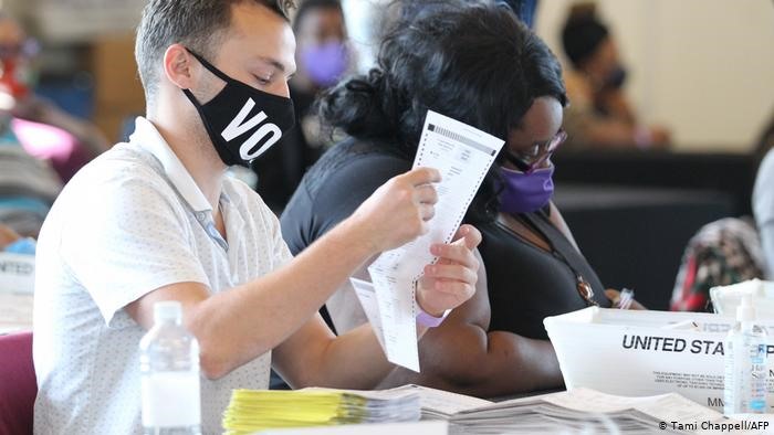 Bang Georgia mở cuộc điều tra vụ hoãn kiểm phiếu bầu cử Mỹ do ngập lụt