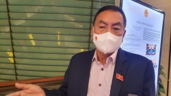 Tạo cú hích giúp cán bộ mắc khuyết điểm không cố "giữ ghế" đến cùng