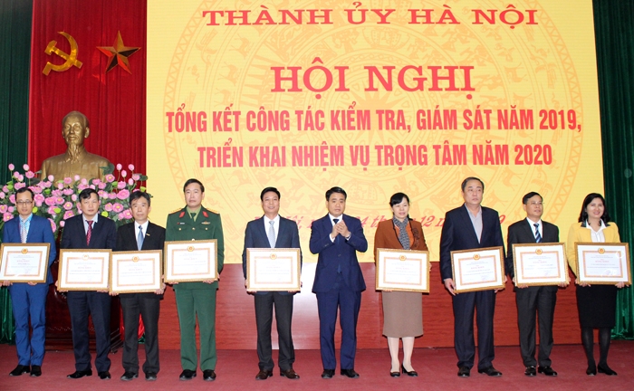 Tăng cường công tác kiểm tra, giám sát phục vụ đại hội Đảng tang cuong cong tac kiem tra giam sat phuc vu dai hoi dang