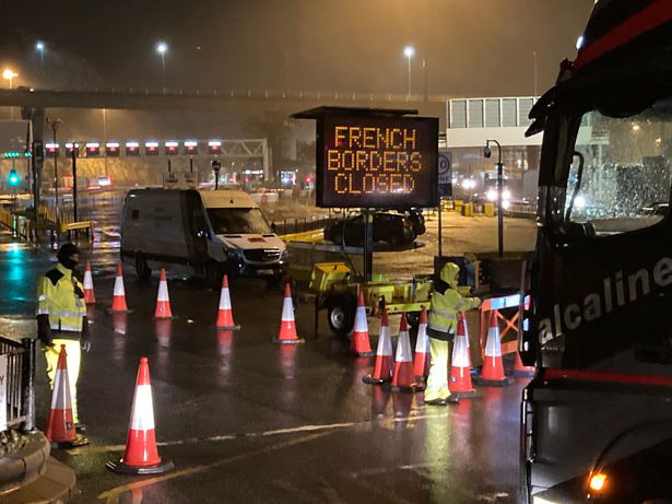 20 quốc gia đóng cửa biên giới với Anh vì virus corona biến thể nguy hiểm