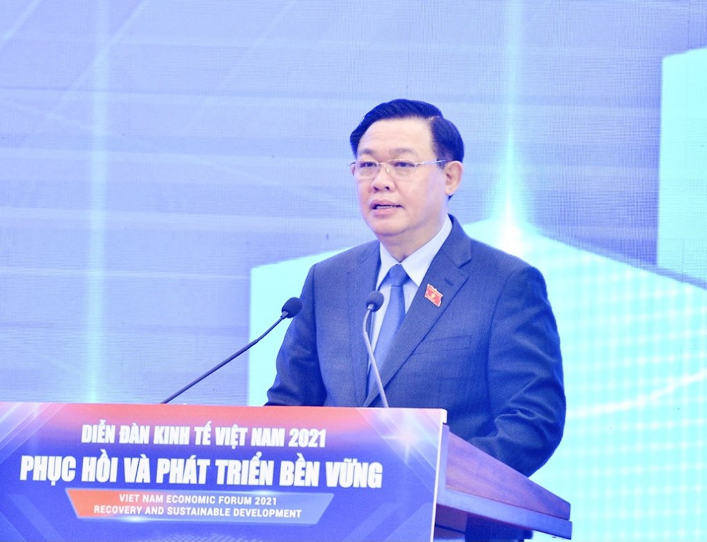 Chủ tịch Quốc hội Vương Đình Huệ phát biểu khai mạc Diễn đàn Kinh tế Việt Nam 2021