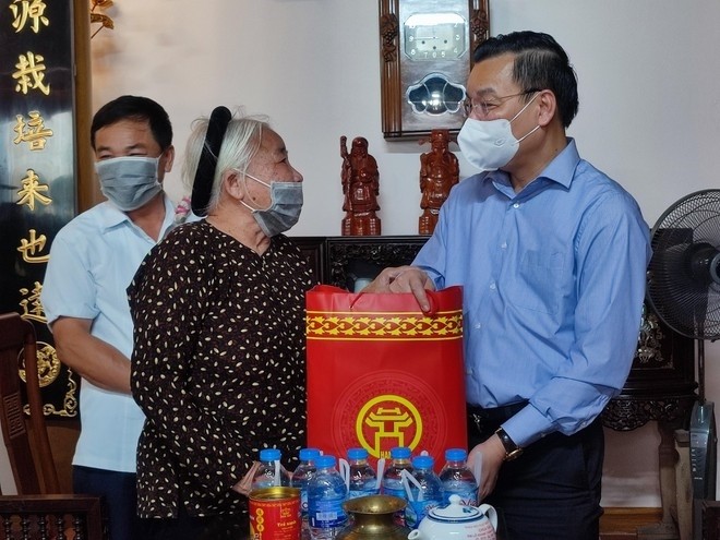 Hà Nội dành hơn 395 tỷ đồng tặng quà cho đối tượng chính sách dịp Tết Nguyên đán