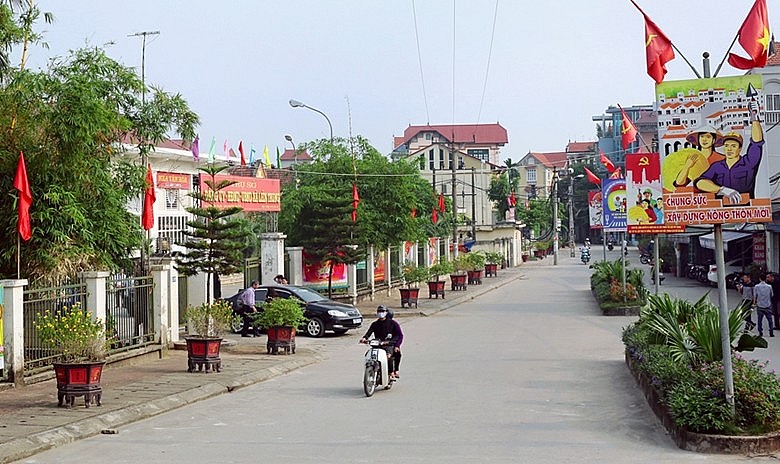 Nhờ xây dựng nông thôn mới nâng cao, môi trường, cảnh quan của huyện Đan Phượng ngày càng xanh, sạch, đẹp.