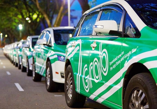 Nếu không đeo mào, taxi công nghệ phải gắn “phù hiệu” nhận diện