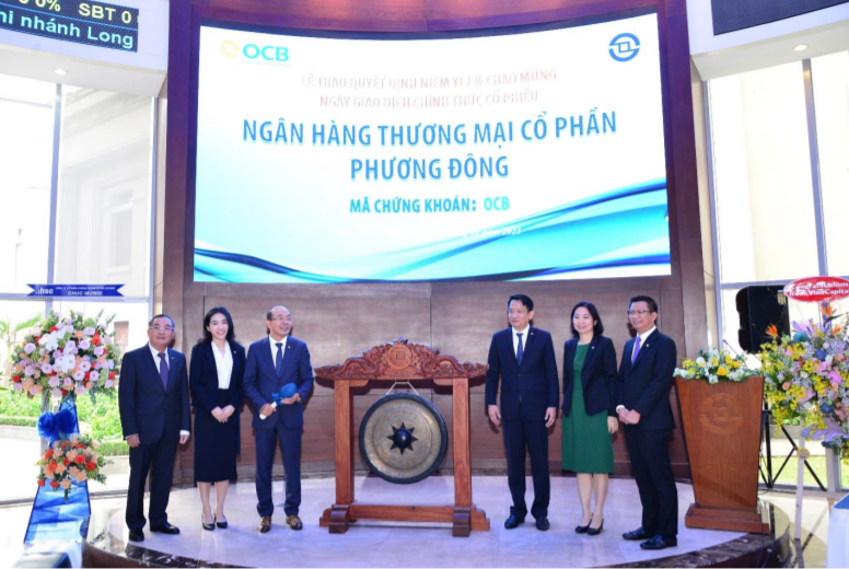 Cổ phiếu Ngân hàng OCB giảm kịch sàn trong ngày đầu niêm yết