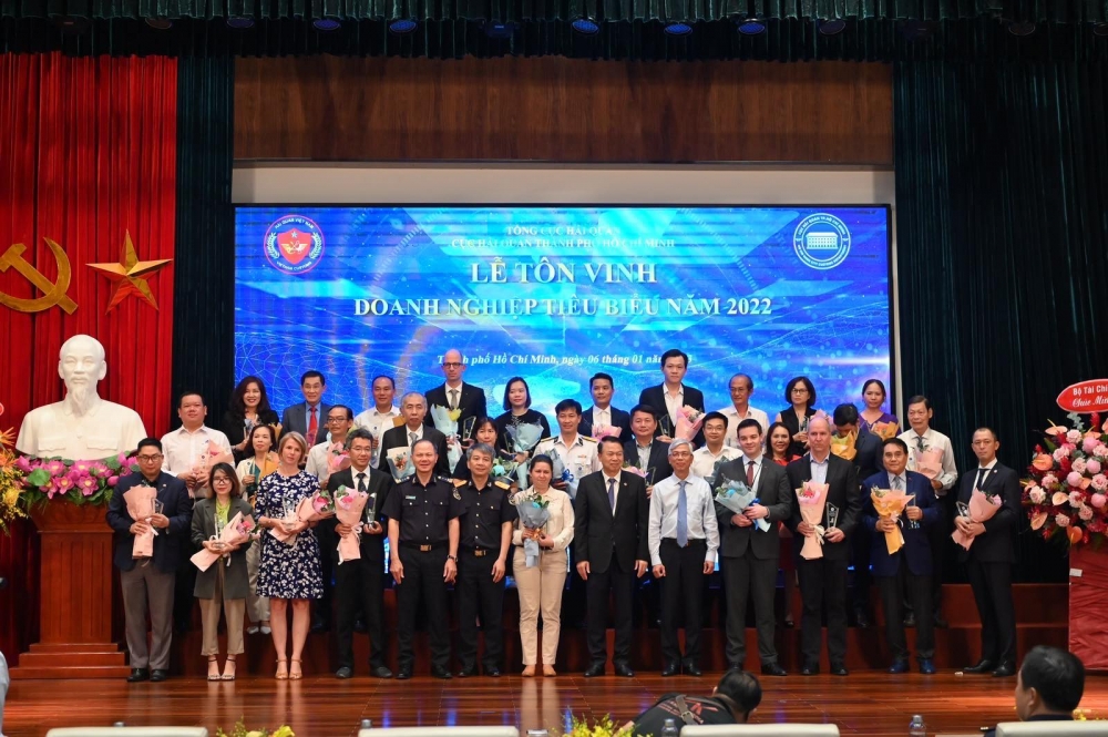 Tập đoàn IPPG của ông Johnathan Hạnh Nguyễn được tôn vinh doanh nghiệp tiêu biểu năm 2022