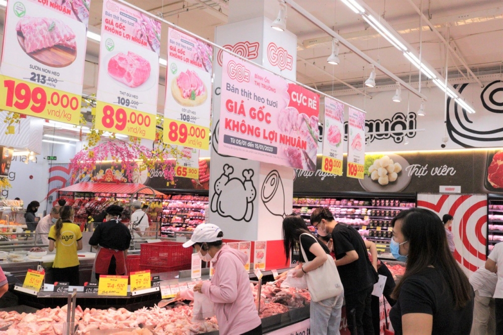 Siêu thị “khóa giá”, bán thịt lợn không lợi nhuận dịp Tết Nguyên đán Quý Mão 2023