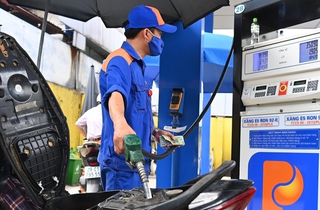 Bộ Công thương yêu cầu rà soát cấp phép kinh doanh xăng dầu