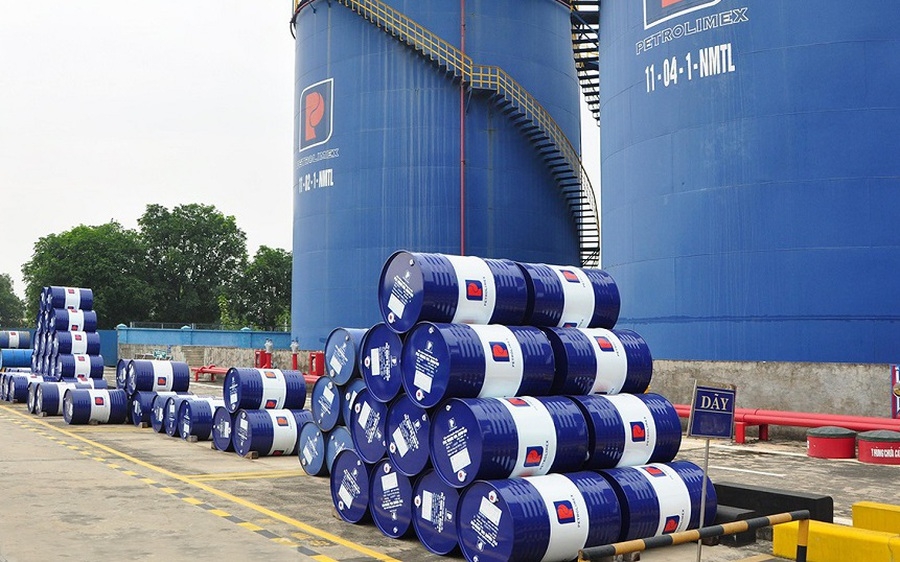 Việt Nam nhập và xuất khẩu xăng dầu nhiều nhất từ đâu?