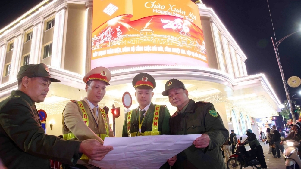 Công an Hà Nội bảo đảm an toàn cho Nhân dân dịp Tết Dương lịch 2026