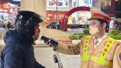 Cảnh sát xử lý hơn 1.700 “ma men” lái xe trong đêm chuyển giao năm mới