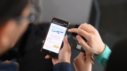 Hãng hàng không Việt Nam đầu tiên chính thức phổ cập internet trên máy bay