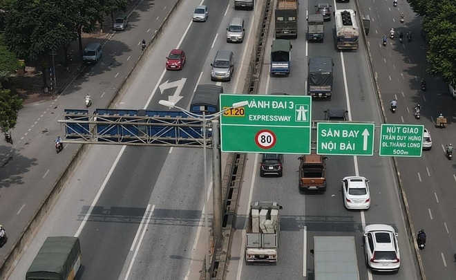 Hà Nội tạm cấm xe tải trên 10 tấn đi vào Vành đai 3 trên cao