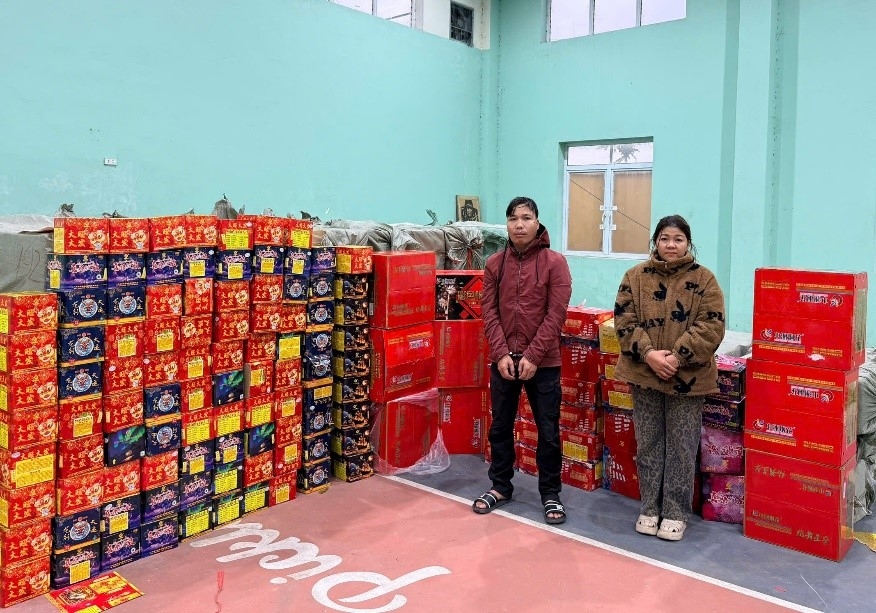 Công an Hà Nội bắt giữ vụ mua bán hơn 6 tấn pháo nổ