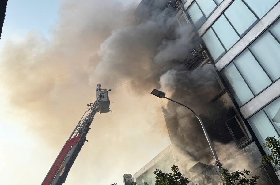 Công an Hà Nội thông tin vụ cháy nhà 7 tầng khiến 2 người chết ở Hà Đông