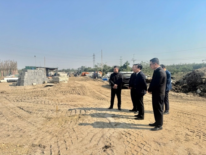 Bí thư xã Hoài Đức thị sát một số dự án trọng điểm trên địa bàn
