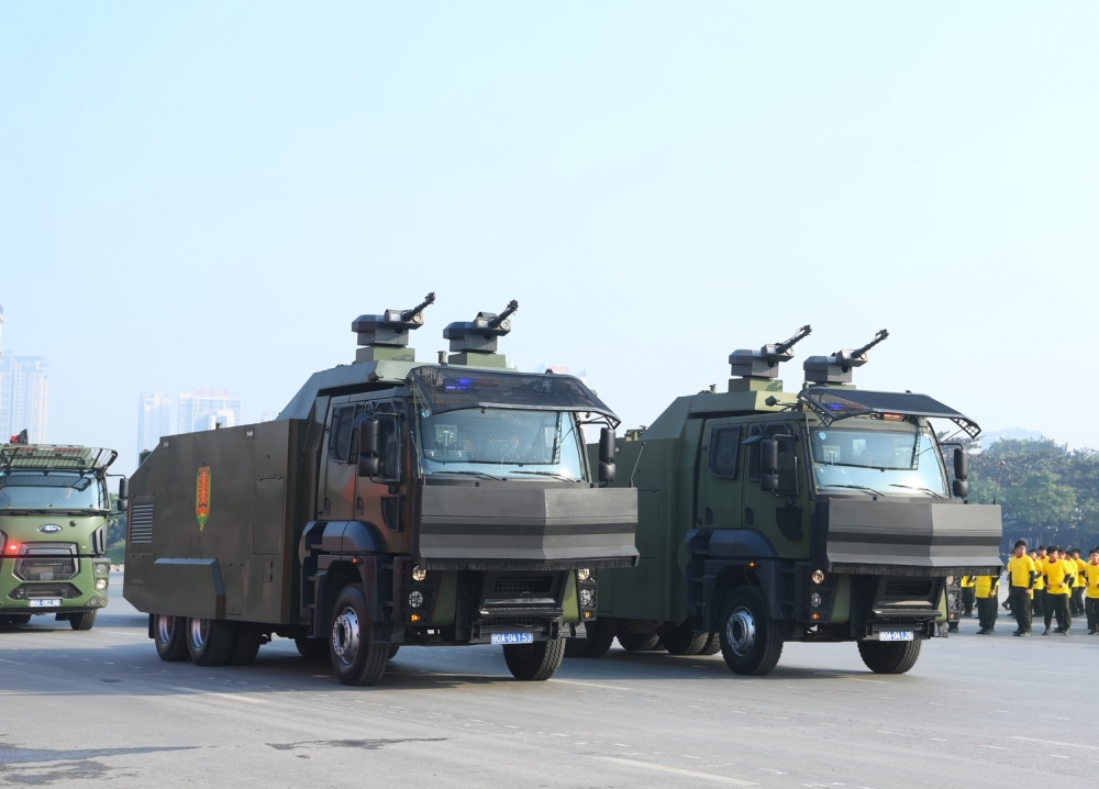 Hình ảnh đội quân tinh nhuệ, dàn khí tài hiện đại bảo vệ Đại hội XIV của Đảng