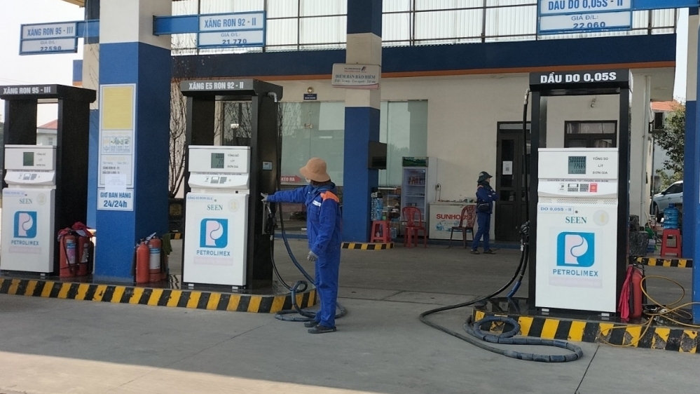 Khó chồng khó đang bào mòn doanh nghiệp bán lẻ xăng dầu