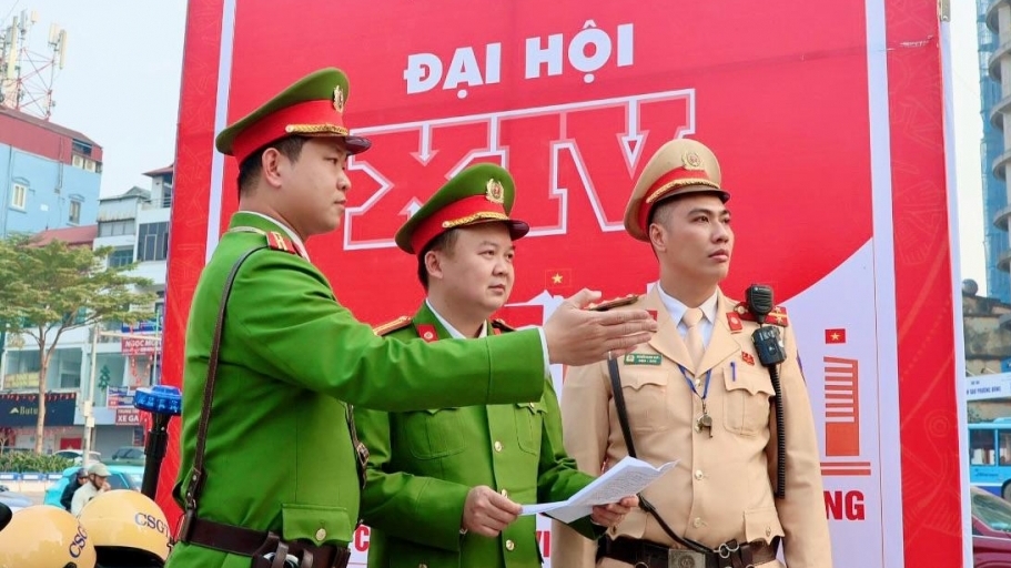 Công an Hà Nội chủ động tuần tra, bảo đảm an ninh cho Đại hội XIV của Đảng