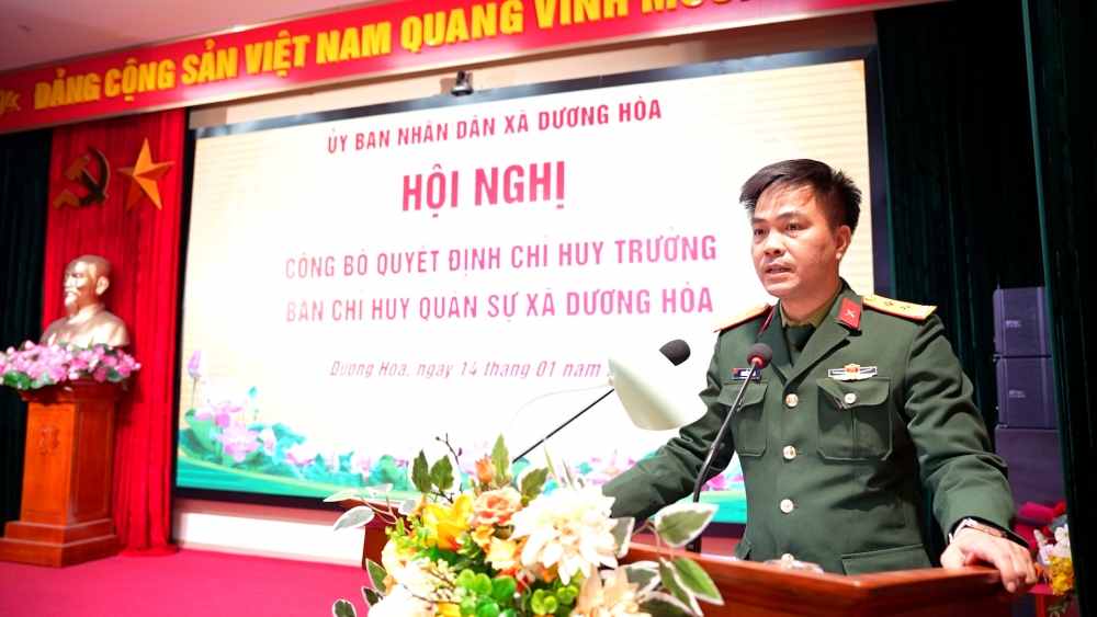 Công bố tân Chỉ huy trưởng Ban Chỉ huy Quân sự xã Dương Hoà